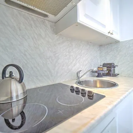 Apartment 3 Pieces Vieux Port Palais & Plages. Cannes